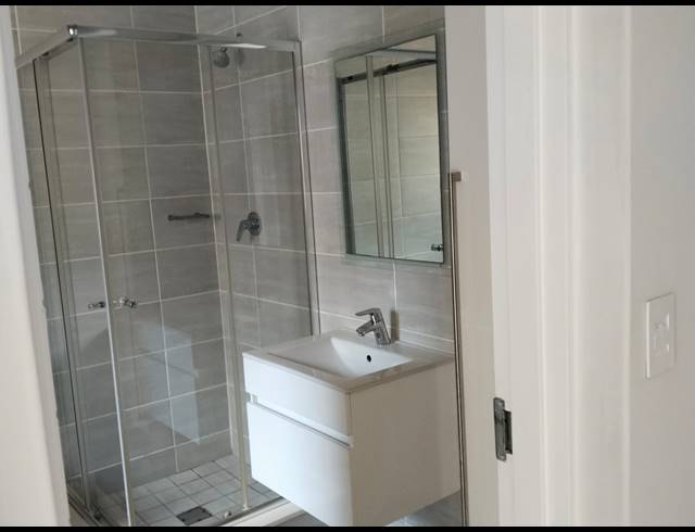 3 BEDROOM APARTMENT TO LET IN WATERFALL